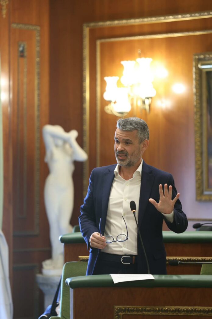 05042023 - Pepe Bernal en el pleno de Marbella_02