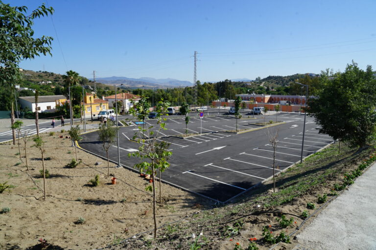 Culminan las obras del parking del Parque Leonor con mejoras en accesibilidad y embellecimiento