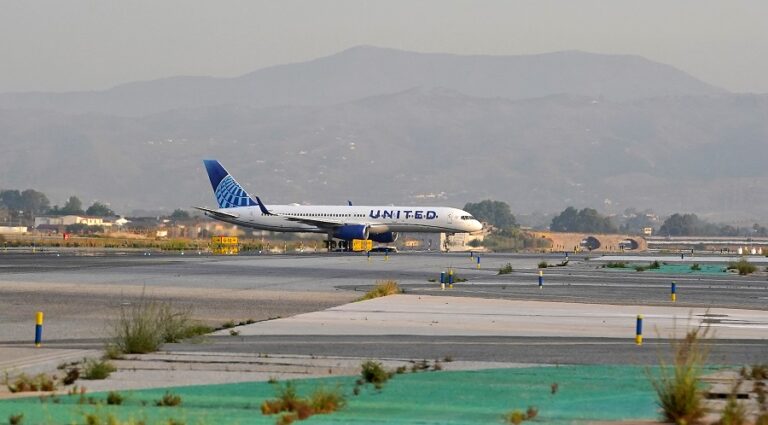 United Airlines adelanta su servicio estacional entre Nueva York y la Costa del Sol y aumenta sus frecuencias para el 2024