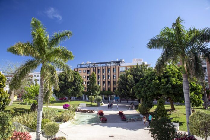 0072_9R5A1643-HDR-001