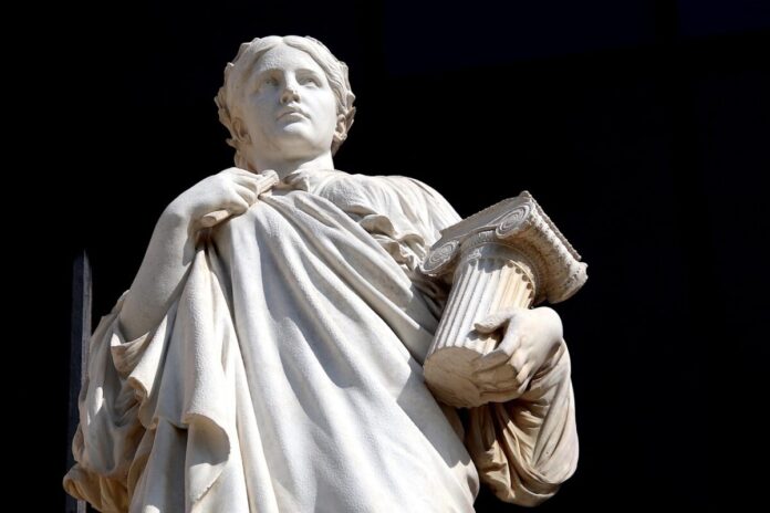 sculpture-7421506_1280