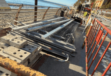 Benalmádena inicia la instalación de siete nuevas zonas de sombra en su paseo marítimo