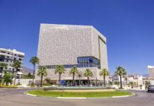 En Estepona entra en vigor el presupuesto de 132 millones sin deuda heredada y mantiene la rebaja del 20% en el IBI