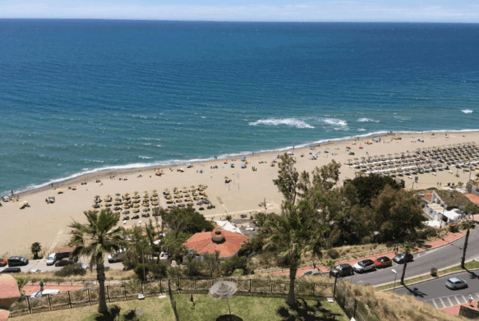 Benalmádena registró 712.961 viajeros hoteleros en 2025 con una rentabilidad por habitación de 93,78 euros, un 7,5% más que el año anterior