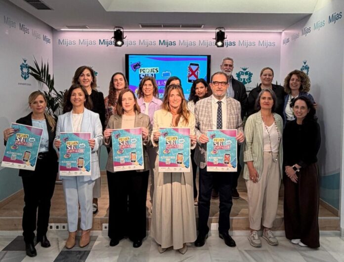 En Mijas se lanza una campaña de diez vídeos sobre el impacto de las pantallas en menores