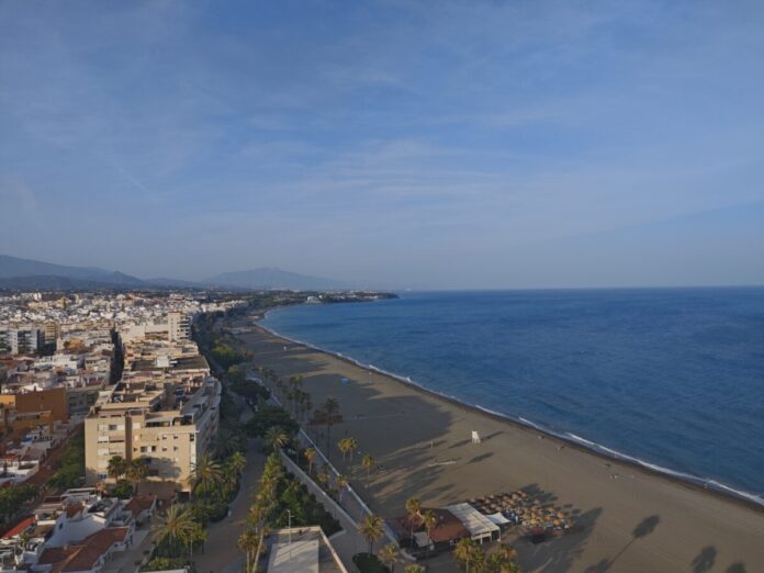 Estepona cierra su mejor dato de empleo en dos décadas