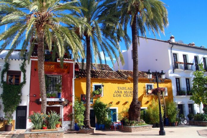 Marbella suma casi 2.000 empleos en un mes y toca su techo histórico