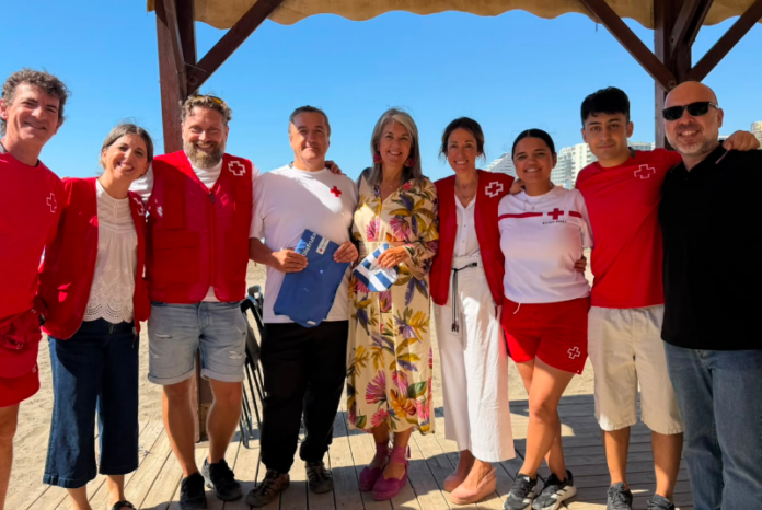 Benalmádena cierra el programa Disfruta la Playa 2026 con 47 usuarios y 72 traslados adaptados